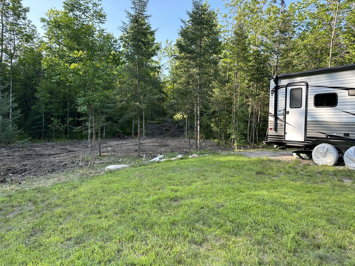 CanadaBrushCtrl's tweet photo. Great way to finish up the week with a very happy customer and another clearing job completed. 

#corbeilontario #landclearing #propertyexpansion #canadabrushcontrol https://t.co/5FPy8TKpvb
