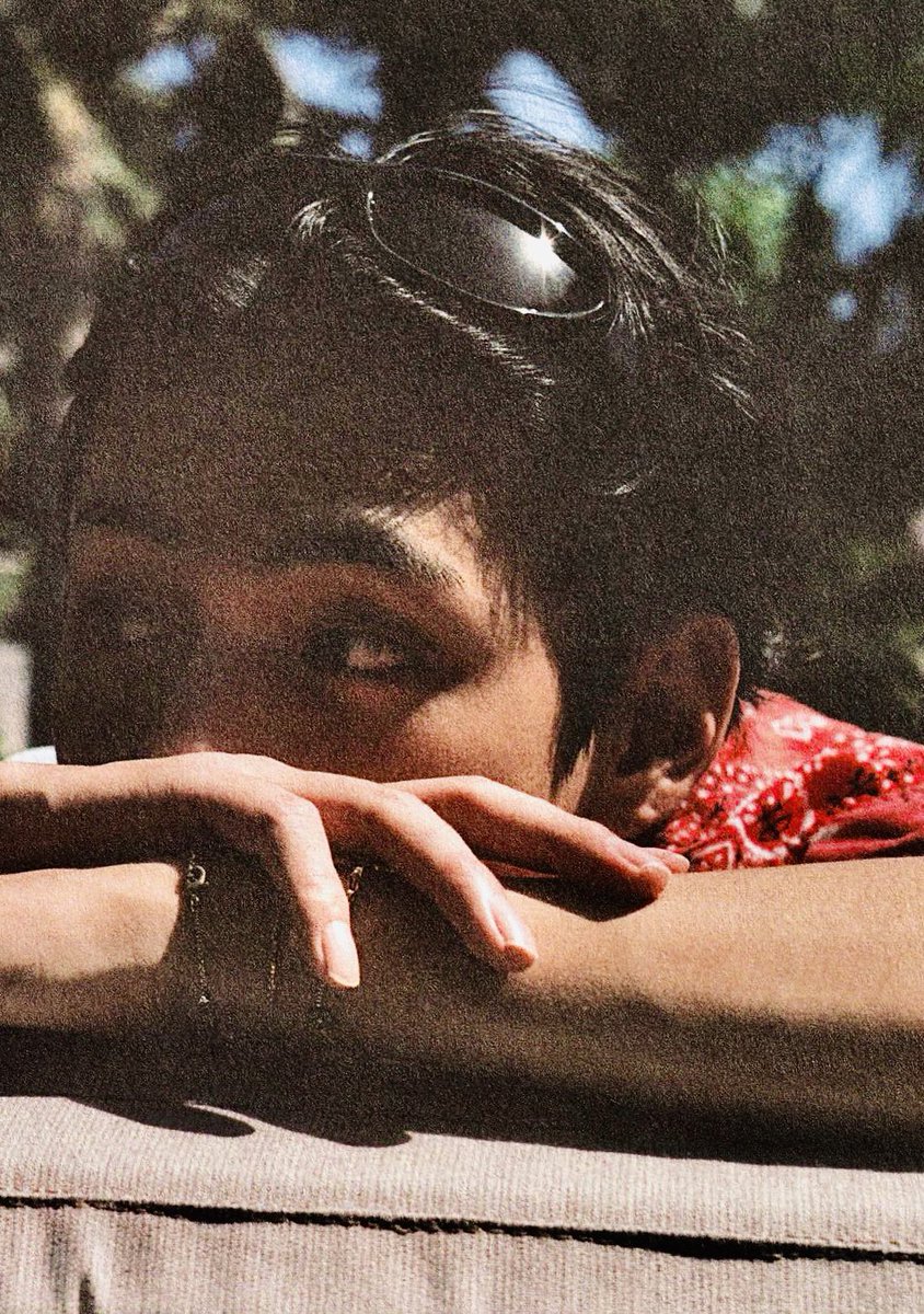 thv updates (@dailylofv) on Twitter photo 