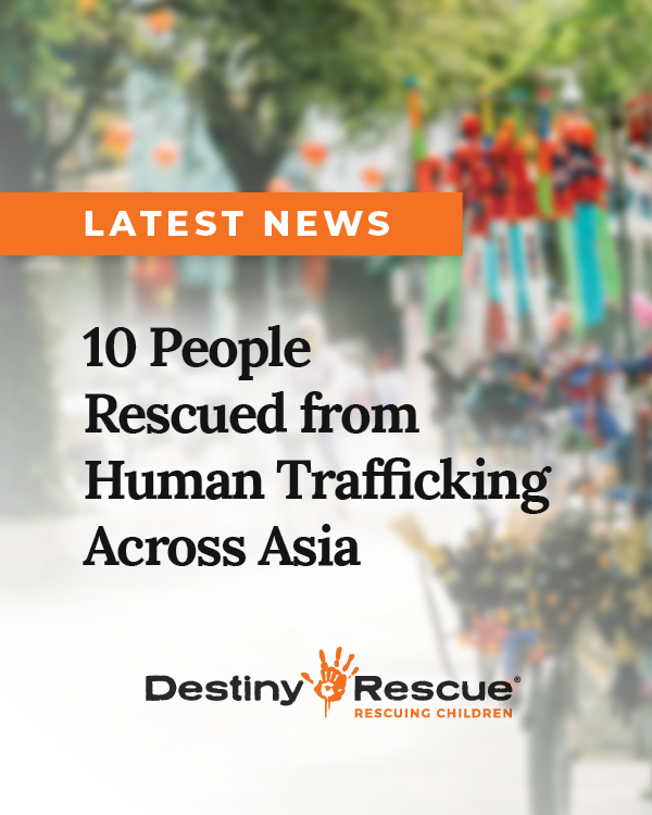 destinyrescue's tweet photo. RESCUE UPDATE: 10 People Rescued from Human Trafficking Across Asia

Read more: https://t.co/sM8qctIugY

#endchildexploitation #endchildtrafficking #onechildistoomany #rescueupdate #rescuechildren #labortrafficking #humantrafficking #childtrafficking https://t.co/QJid8yfMqT