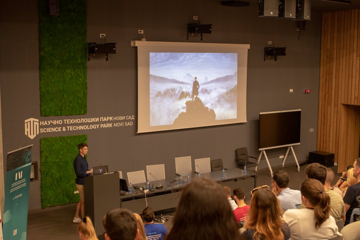 nrkcv's tweet image. Delighted to have had a chance to present my career path and research experience with an amazing set of co-panelists, and chat with talented students at @EEMLcommunity in my hometown of Novi Sad!