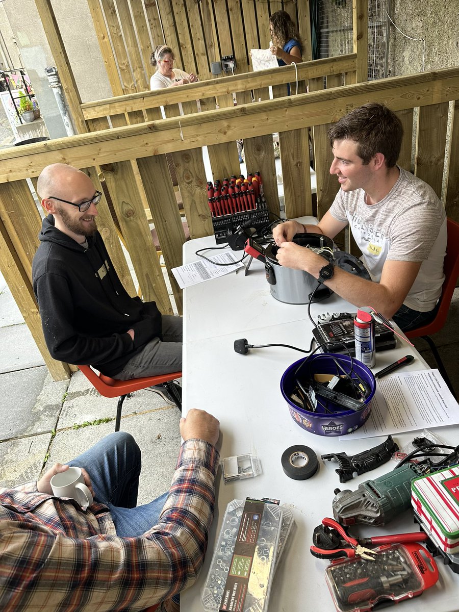 Repair Cafe Dromore tweet media
