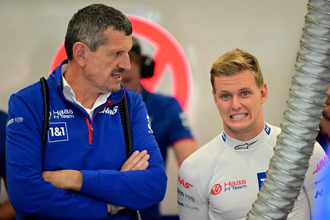 eaurouge_ps's tweet photo. 💥 Helmut Marko: "Haas'ta Netflix süperstarı Günther Steiner, Mick Schumacher'e adil davranmadı. Bu bir gerçek. Umarım umduğu geri dönüşü yakalayabilir. Duyduklarıma göre Alpine ve Audi onu ciddi olarak düşünüyor. Mick kesinlikle F1'de bir şansı daha hak ediyor."

📺 Sport https://t.co/14nbCDynFP