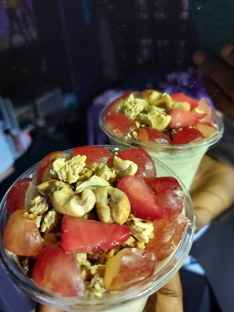 juicydelight_'s tweet photo. Dear JDLOVER say hello to our new mini parfait cup going for just 1500 
Contact 08136063129
Delivery is not free @AKURECITY @Bios_Spa_Akure @AkureBuzz @ohyhinkhan @_akurehowfar @AkureCityHunter 🙏RT https://t.co/7nXKHxP27B
