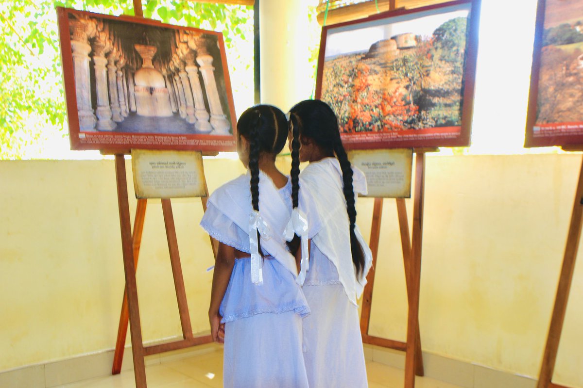 AhciKandy's tweet photo. Strengthening 🇮🇳🤝🇱🇰 cultural ties:
On the occasion of #Esala Poya Day, @AHCIKandy organised Exhibition on India’s Buddhist Heritage at the Badulu Muthiyangana Rajamaha Viharaya, Badulla.(1/2) https://t.co/EeZ7AxkOuU
