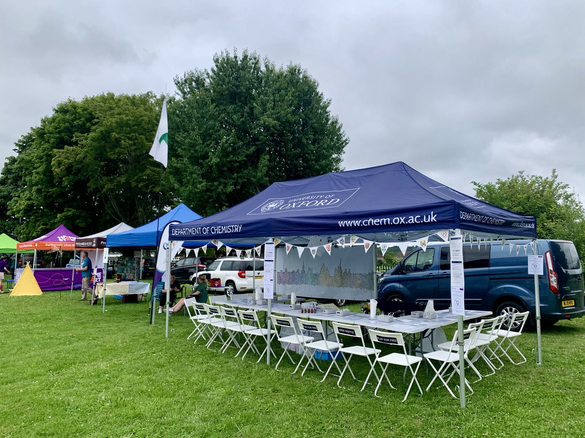 It’s may be a grey day, but it’s colourful in the ⁦<a href="/OxfordChemistry/">Oxford Chemistry</a>⁩ Creative Chemistry Tent at Rose Hill Recreation Ground. 13 fantastic raffle prizes to win, thanks to ⁦<a href="/RoySocChem/">Royal Society of Chemistry</a>⁩. Come and join us! ⁦<a href="/OxOutreach/">Oxford Undergraduate Admissions</a>⁩ ⁦<a href="/SciTogOx/">Science Together Oxford</a>⁩