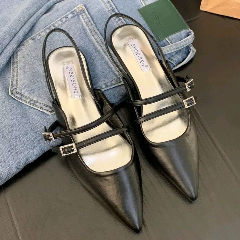 sill92_'s tweet photo. Cek flashoes premium karet CHA CHA sepatu wanita dengan harga Rp44.999. Dapatkan di Shopee sekarang! https://t.co/mI62Quqtt0
#fypシviral https://t.co/2tG7hYhQvm