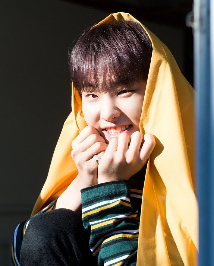 dinoqtbabie's tweet photo. What if (prompt) —

Jeonghan is the vampire who took care for the human baby named Soony0ung. 

As Soony0ung grew up, he fell in love with a guy whom he initially thought was a normal human, Wonw00. 

However, over time, they discover that Wonw00 is actually a bloodsucker. https://t.co/YEY3koOGLO