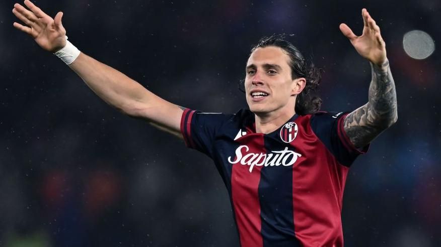 AFCBenn's tweet photo. BREAKING NEWS: 🔴 Arsenal have made a breakthrough in the signing of Riccardo Calafiori.

Bologna and Arsenal have made a decisive move today with an agreement of €50million for the Italian defender.

Source: @DiMarzio https://t.co/R8OKMH0Twy