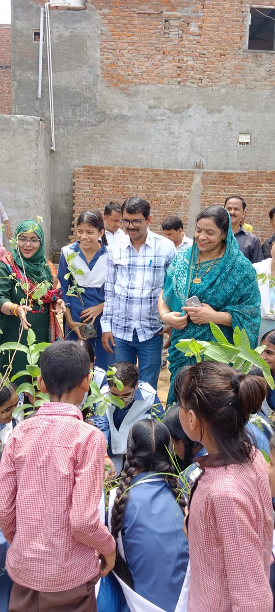 स्वच्छ भारत स्वच्छ लोनी (@swachhloni) on Twitter photo #महानगर_लोनी वृक्षारोपण के महाअभियान में वार्ड 51 #मा0_अध्यक्ष_महोदया व #मा0_सभासदगगण के द्वारा चयनित स्थलों पर वृक्षारोपण किया,आप सभी अभियान में अपना सहयोग प्रदान करें #एक_पेड़_मां_के_नाम परअवश्य लगाये
<a href="/SBM_UP/">Swachh Bharat Mission, Uttar Pradesh (Urban)</a>
<a href="/NagarVikas_UP/">Urban Development Department, Uttar Pradesh</a>
<a href="/aksharmaBharat/">A K Sharma</a>
<a href="/dm_ghaziabad/">DM Ghaziabad</a>
<a href="/SBMUrbanUP/">Swachh Uttar Pradesh (Urban, SBM)</a>
<a href="/CMOfficeUP/">CM Office, GoUP</a> #महानगर_लोनी वृक्षारोपण के महाअभियान में वार्ड 51 #मा0_अध्यक्ष_महोदया व #मा0_सभासदगगण के द्वारा चयनित स्थलों पर वृक्षारोपण किया,आप सभी अभियान में अपना सहयोग प्रदान करें #एक_पेड़_मां_के_नाम परअवश्य लगाये
<a href="/SBM_UP/">Swachh Bharat Mission, Uttar Pradesh (Urban)</a>
<a href="/NagarVikas_UP/">Urban Development Department, Uttar Pradesh</a>
<a href="/aksharmaBharat/">A K Sharma</a>
<a href="/dm_ghaziabad/">DM Ghaziabad</a>
<a href="/SBMUrbanUP/">Swachh Uttar Pradesh (Urban, SBM)</a>
<a href="/CMOfficeUP/">CM Office, GoUP</a>