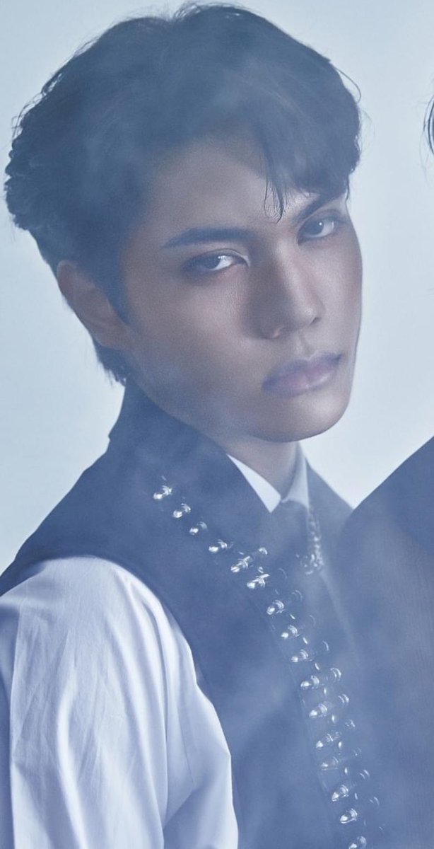 NewIDJomOFC's tweet photo. #Jom_update

He knows how to capture his jombags. 🙈🙈

NEWID GHOST MV D-5

#New_ID_GHOST_Concept2
#New_ID_GHOST_Concept3
#New_ID_GHOST #New_ID #GHOST @official_newID https://t.co/rPVVelfkBw