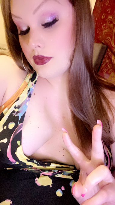 😀💗🥰🫦 https://t.co/jbPiUAUjAy