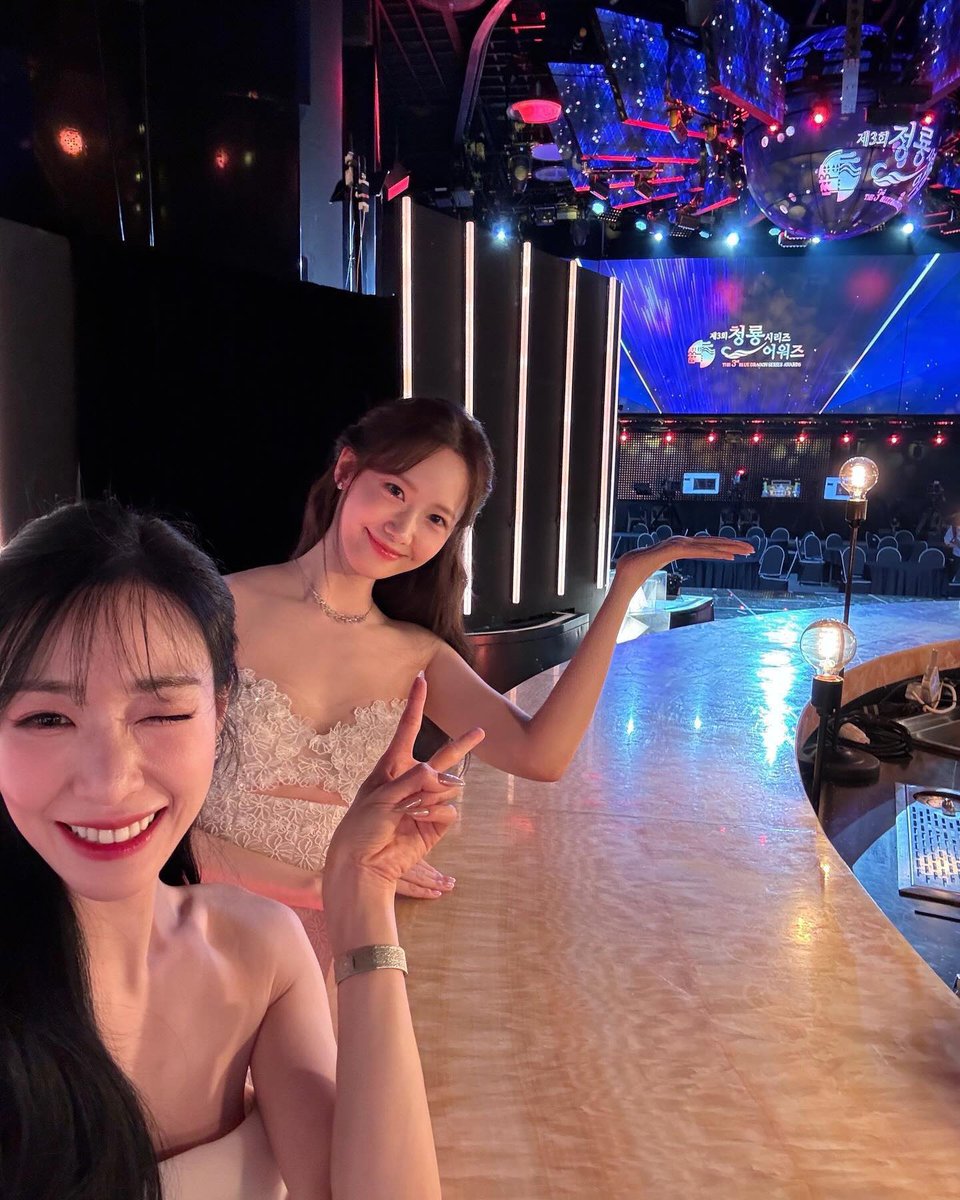 소녀시대는 새삼 매년 시상식에서  만나는 것 같은데..💓