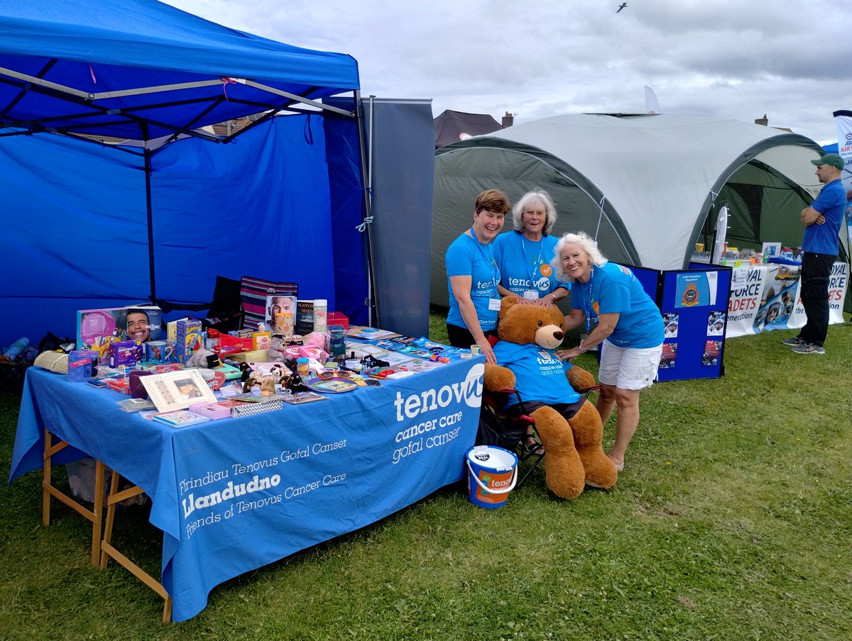 FriendTenLlan's tweet photo. We're here at Prestatyn Carnival all day, raising funds for, &amp; awareness of, @tenovuscancer. 
    If you're coming, have a go on our #SpinTheWheel game, or buy a ticket for the #SummerRaffle.  Coming  this afternoon? Listen to the @SingwithUsChoir  #Llandudno at 2.50pm &amp; 4.00pm ! https://t.co/GuLNNs2i9H
