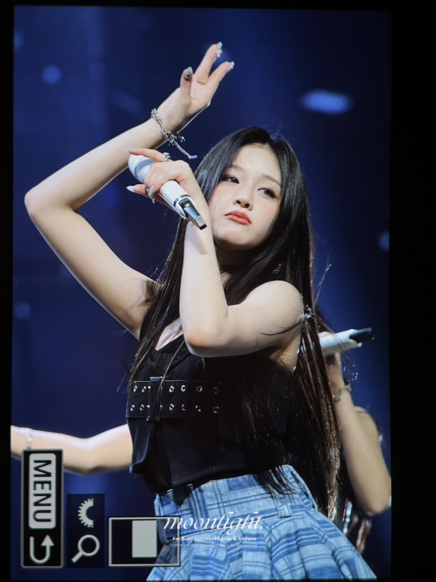 PHARITAGLOBAL's tweet photo. [📸] PHARITA performing at TMEA (photographed by @moonlight_phahy)

PHARITA SHINES FOR TMEA
#BABYMONSTEROnTMEA2024
#PHARITA  #베이비몬스터 @YGBABYMONSTER_ https://t.co/X89OhhqsC6