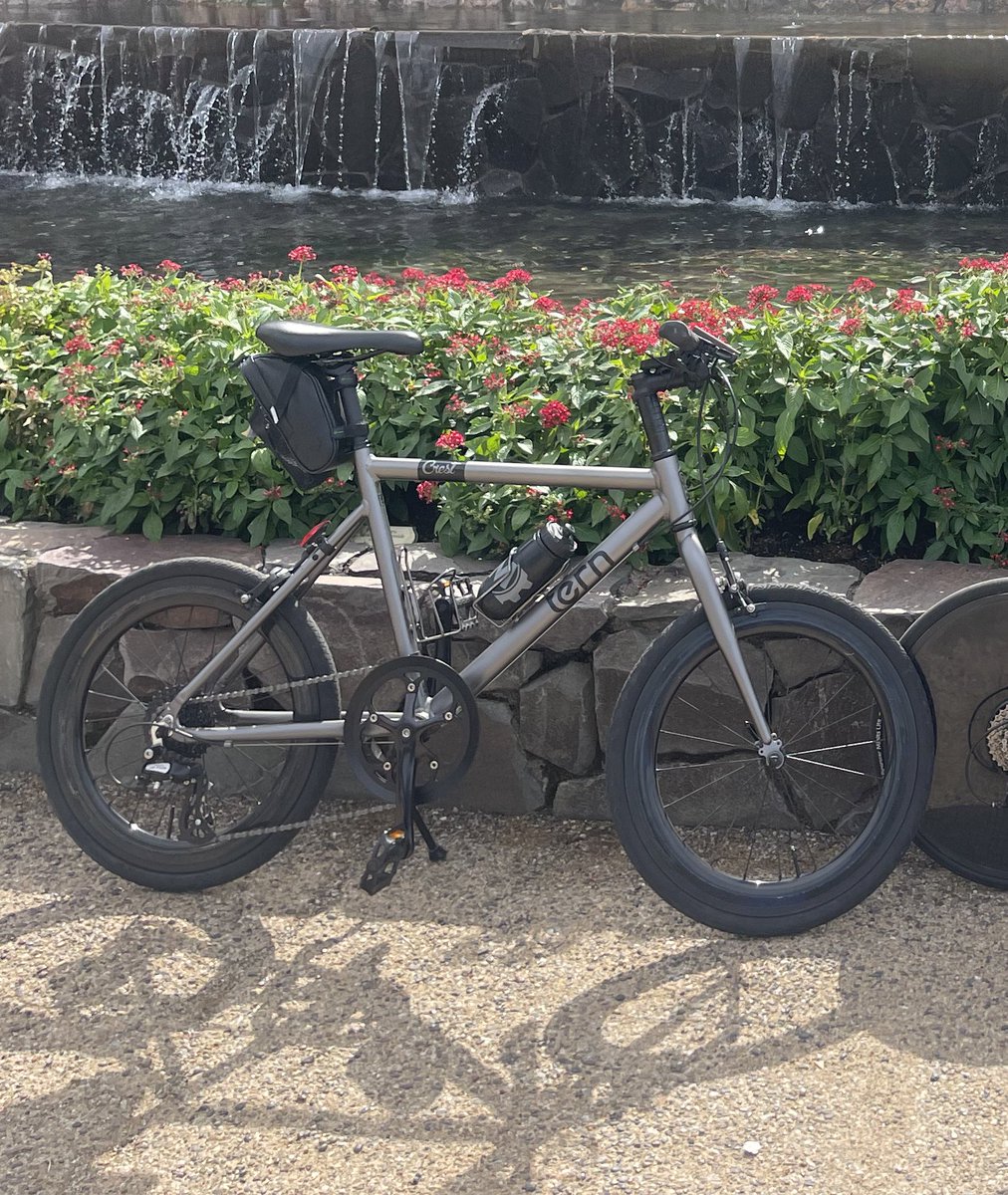 k005FxP5LaVyzXe's tweet image. あたくしの、大事な４台 🚲𓂃 𓈒𓏸

リアクト、ガベル、ターン、ストラウス
ストラウスはタックス専用機になってる

#merida #メリダ #reacto #リアクト #khodaabloom #straussdisc #tern #クレスト #nesto #gavel