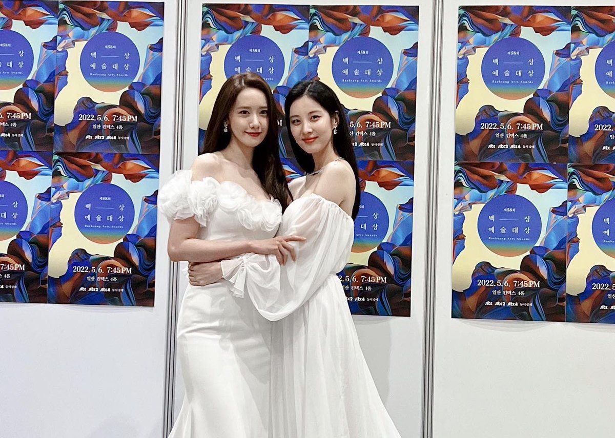 leneey__'s tweet photo. Snsd members meeting each other as actresses in drama awards. ♡

Yoona and Sooyoung ✓
Yoona and Seohyun ✓
Yoona and Yuri ✓
Yoona and Tiffany ✓ https://t.co/u8xS9veCsB