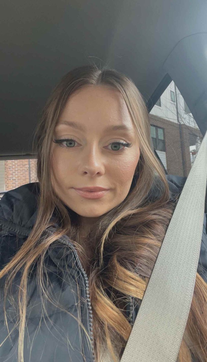 sending pics to anyone who says gm