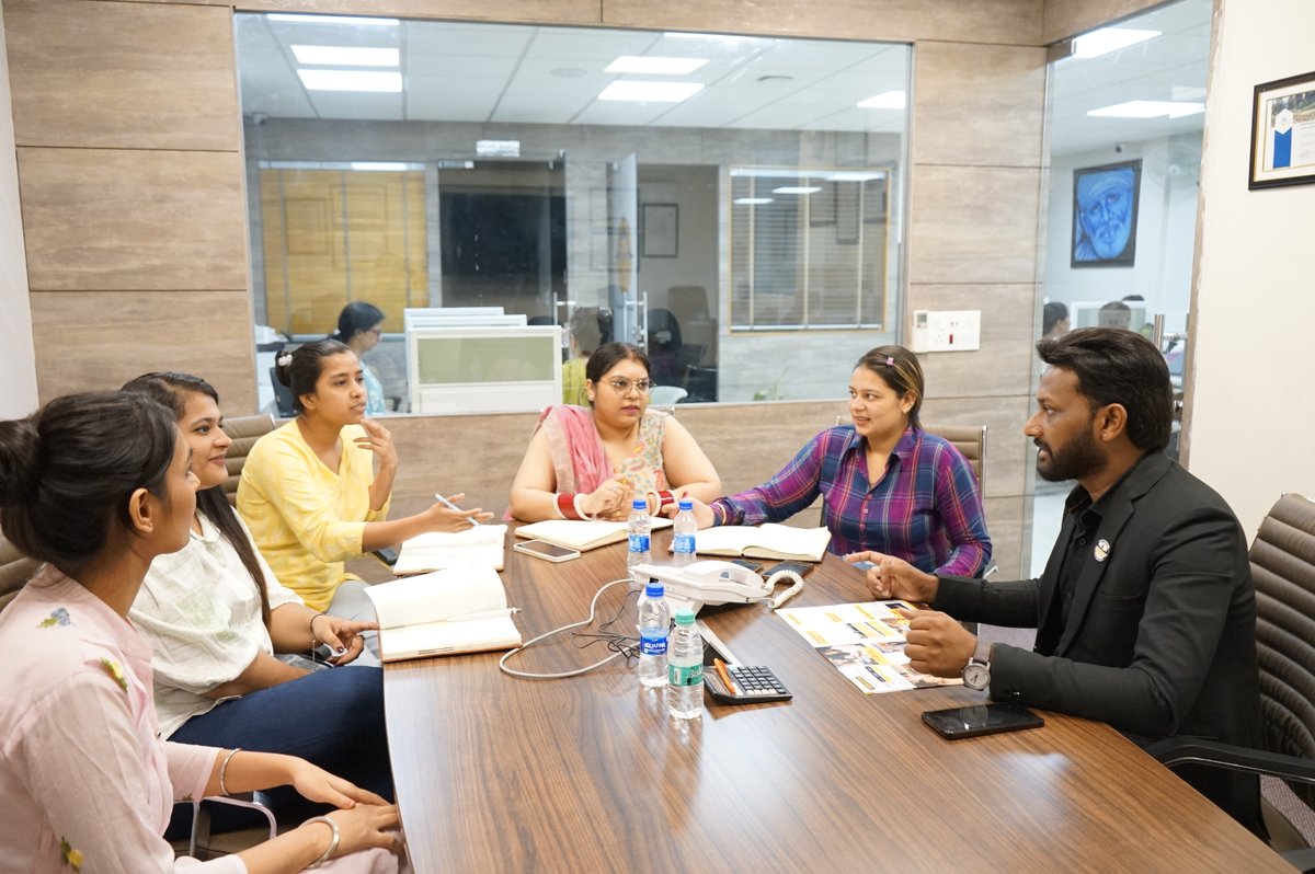 Turningpointind's tweet photo. It was a pleasant meetup with Mr. Waris Kalyan from East Tennessee State University, USA at our Turning Point office.
_
_
_
#RecruitingOfficer #students #Education #TurningpointOffice #KarnalHeadOffice #ETSU #representative https://t.co/jbpwEluU2f