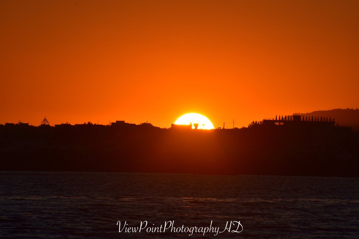 VPPhotographyHD's tweet photo. 🇵🇹📷 #Algarve #Portugal #Armona #Olhao #Island #Europe #Sunset #SunsetSky #OrangeSky #Silhouette #Travel #Beach #Scenic #Picturesque #View #SkyPhotography #Landscape #Seascape #Waterscape #Sights #Sightseeing #Travel #Photography #BeachPhotography #ViewPointPhotographyHD #Share https://t.co/4XjTdTc8gl