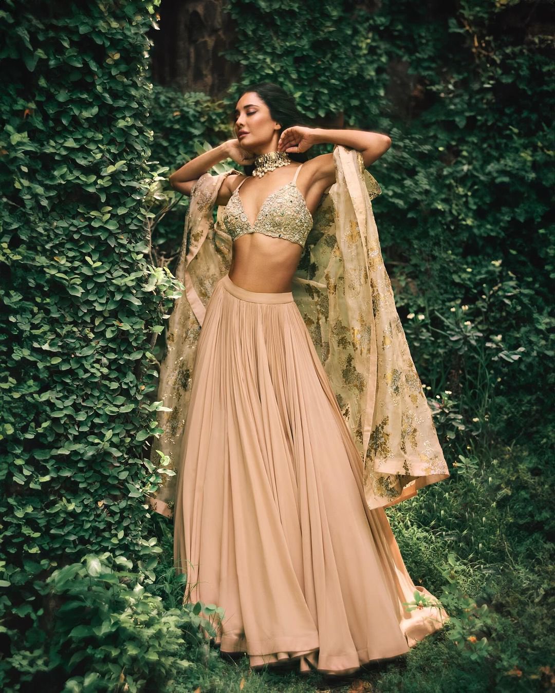 Lisa Haydon — Model, Actress & Fashion Icon | iiQ8 Best Heroine