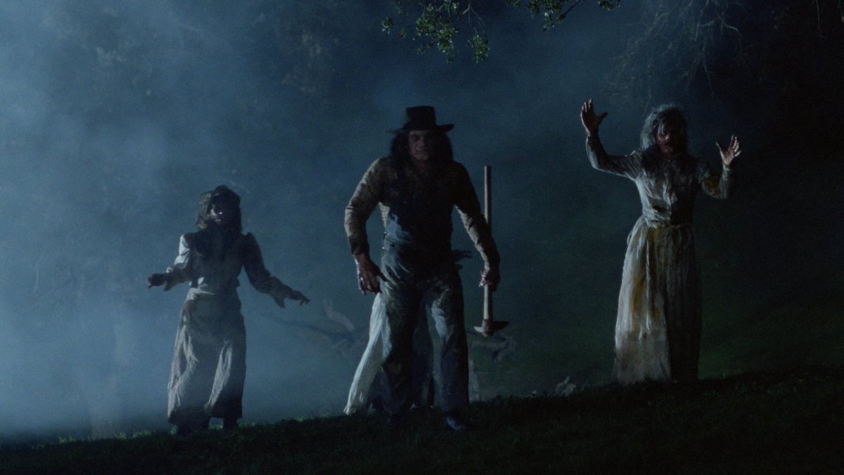 GrandeHanterie's tweet photo. Quand #DemonWind sort en 1990, le film a déjà des années de retard sur le genre. Ce sous Evil-Dead mal dégrossi multiplie les tropes nanardesques entre deux gloumoutes dégueulasses et tentatives d'acting embarrassantes. Pourtant, il accuse 2-3 fulgurances et un mood bien à lui😈 https://t.co/jg6FFXf9ky