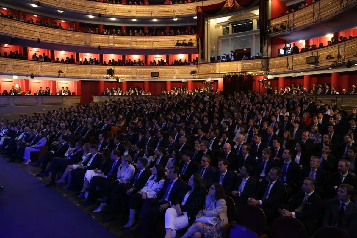 Yesterday we held our Yearly Meeting at <a href="/teatro_real/">Teatro Real</a> in Madrid, under the theme "Problem Solving". A day in which we explored how our work is about transforming different, complex and changing problems and challenges into value-generating solutions