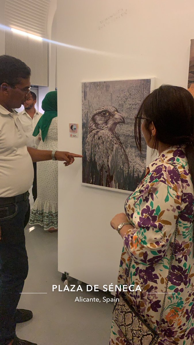 مشاركة الفنانه الهام الحربي في ملتقى فناني القصبه العاشر في اسبانيا 
يوليو ٢٠٢٤
برعاية مرسم زوايا الفن
#الهام_الحربي #زوايا_الفن #فناني_القصبه #اسبانيا #معرض_فني #ملتقى_فني #مشاركة_فنيه #مرسم_زوايا_الفن