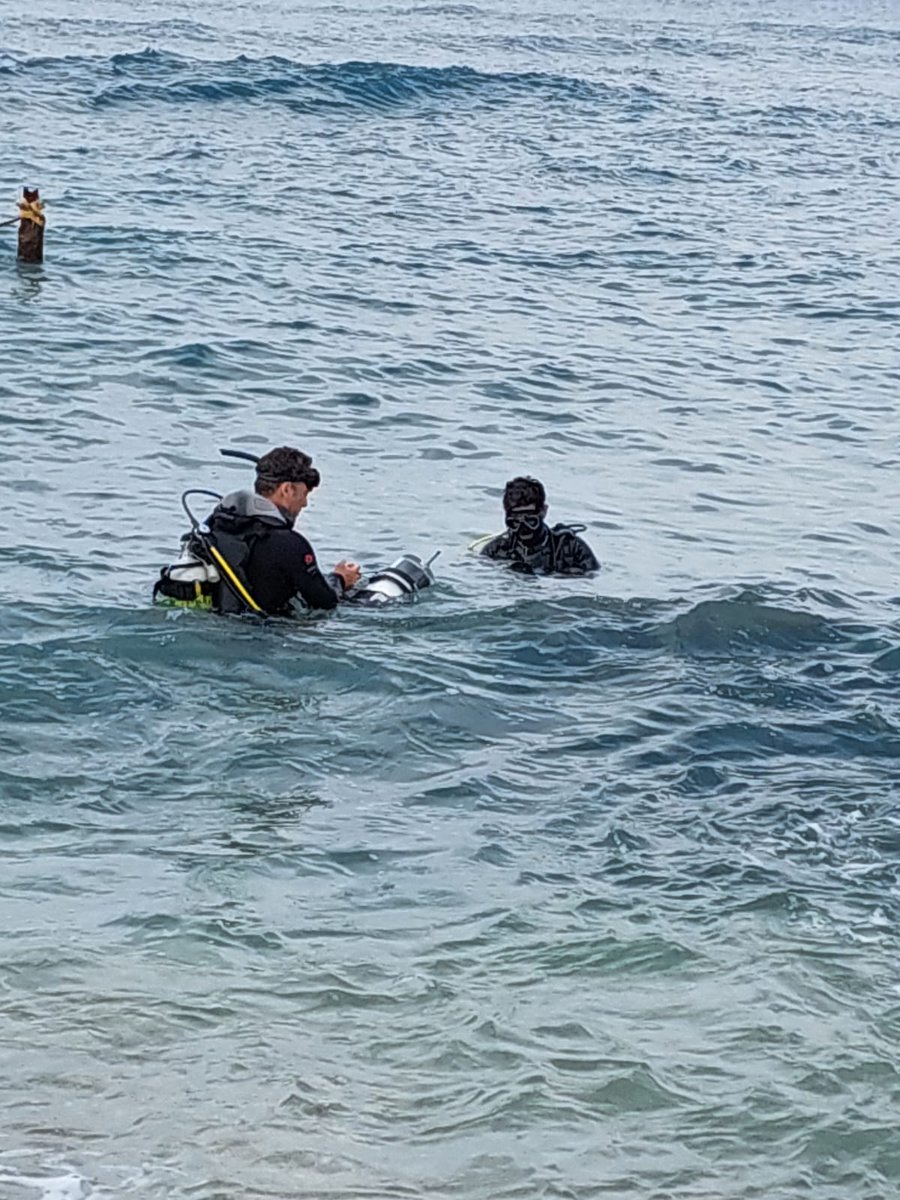 anl_Haifa's tweet photo. 💦Experiment to test an energy harvesting device that captures energy from a diver's movements to power an acoustic device for vessel identification💦

#DiverTech #SustainableEnergy #AcousticDevices #MarineInnovation #UnderwaterTech #RenewableEnergy #TechExperiment #OceanScience https://t.co/3hDpzmQaVj