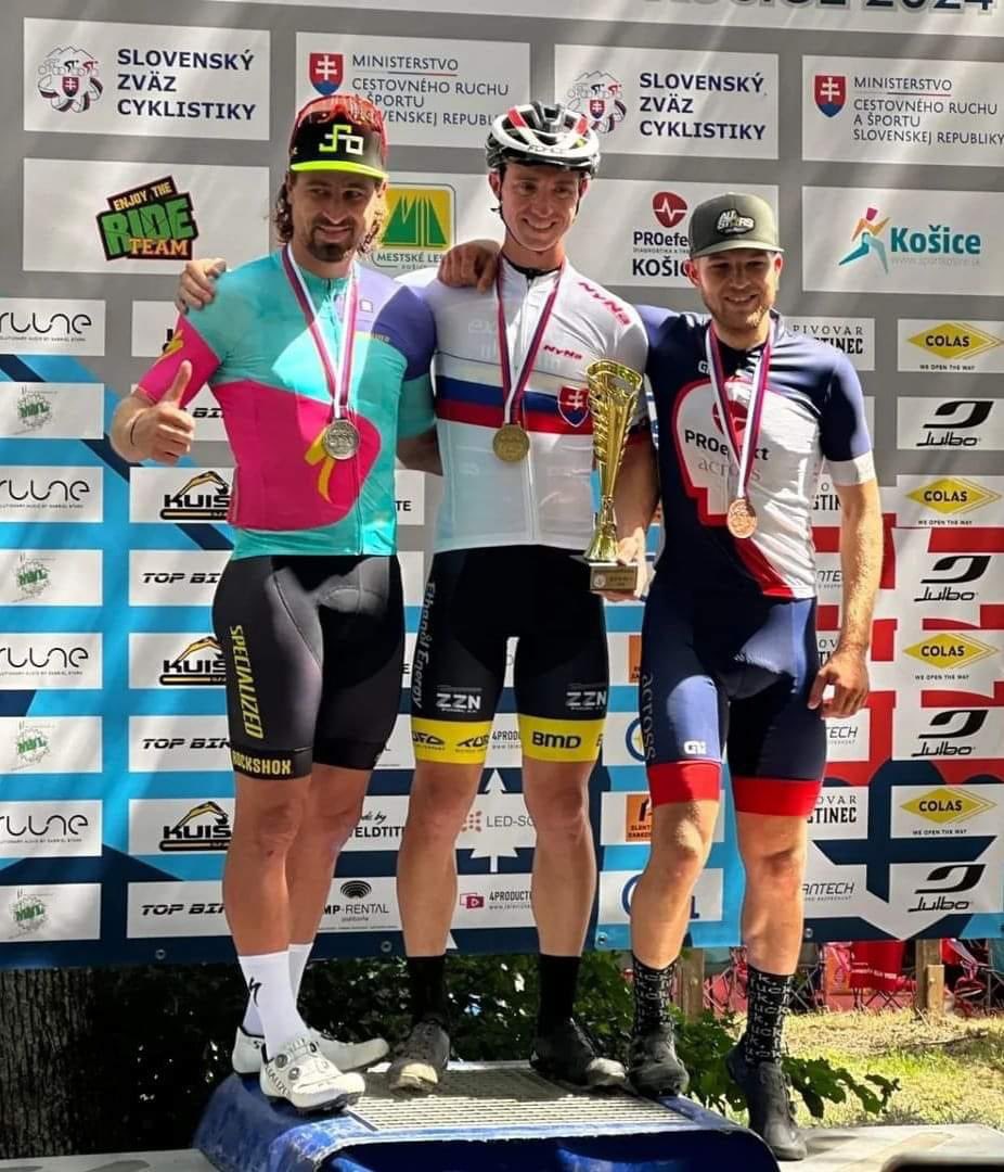 pierrebagteam's tweet photo. Peter Sagan finished second in the Short Track at Slovak national MTB championships 1 minute and 8 seconds behind Matej Ulík. XCO tomorrow at 16:00. 🇸🇰 

https://t.co/j7HzvNSEQ0 https://t.co/HVA5qLr5ui