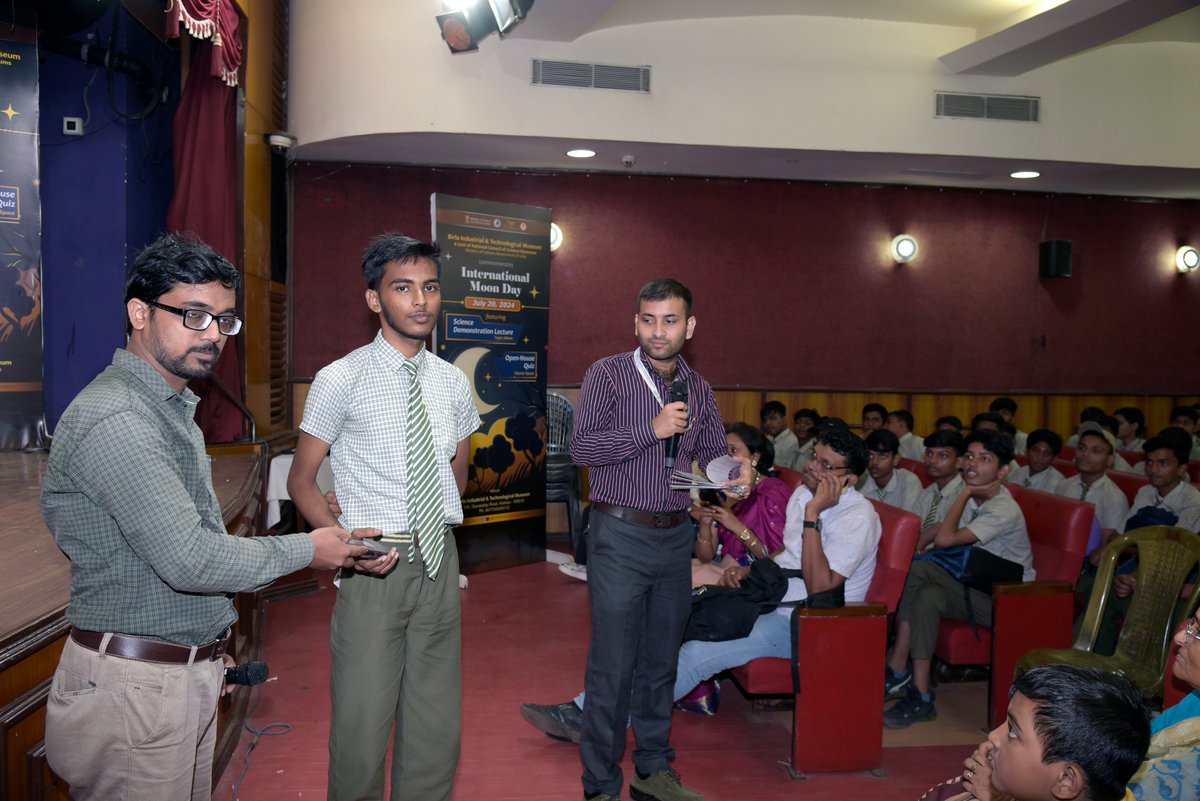 BITMKolkata's tweet image. Marking the anniversary of the first landing by humans on Moon as part of the #Apollo11 Lunar Mission, @BITMKolkata, a Unit of @ncsmgoi, @MinOfCultureGoI commemorated this #InternationalMoonDay with #ScienceDemonstrationLecture and #OpenHouseQuiz – on July 20, 2024.