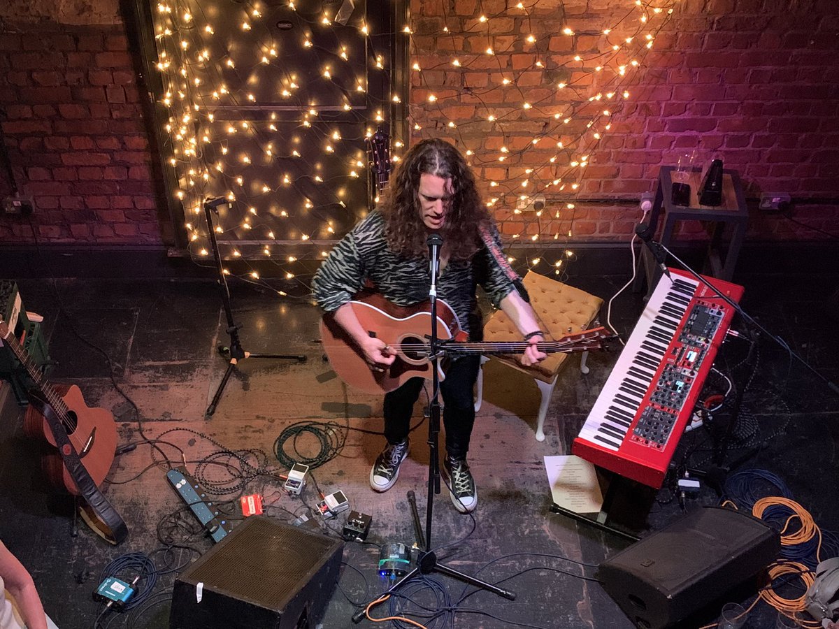 itsmusicgp's tweet photo. Had the absolute pleasure of seeing Jesse Smith last night on his  “one man show” tour at the Eagle in Salford - this guy is in another league incredibly  talented and what a voice ! https://t.co/oPaiG2Z1n3