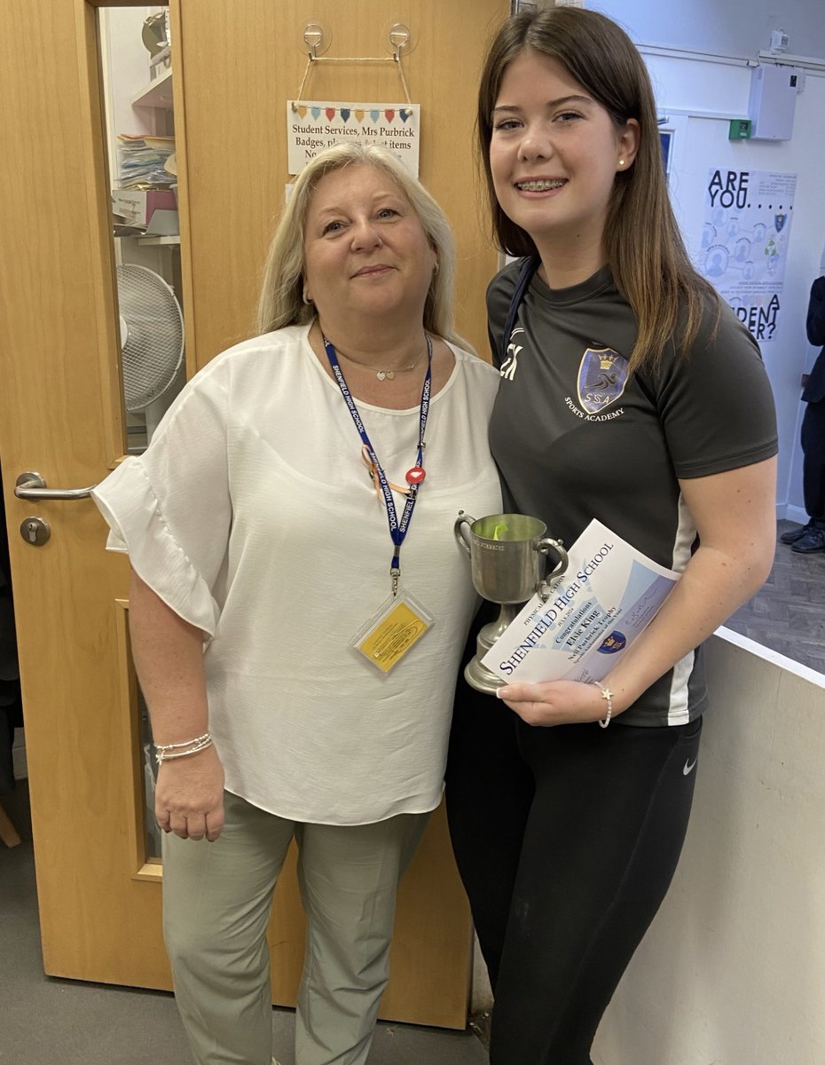 SHSPEDEPT1's tweet photo. Congratulations Elsie K our new ‘Neil Purbrick Sports Ambassador of the Year’. Like Mr Purbrick, Elsie has given so much to our school community and especially to the PE Department. 😁👏🏆 https://t.co/HylyAg4Jqf