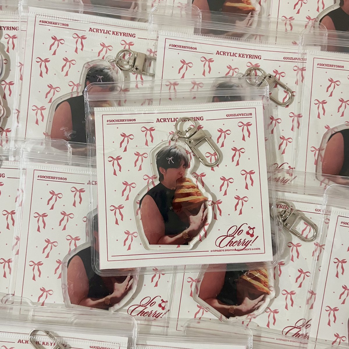 Cheollie croissant keyrings are all packed and ready! These will surely add a touch of cuteness to anything you'll attach it to. ❤

Production for the rest of the kit inclusions is still ongoing. We can't wait to share more updates! 🌟

#SOCHERRY0808
#SCOUPS #에스쿱스