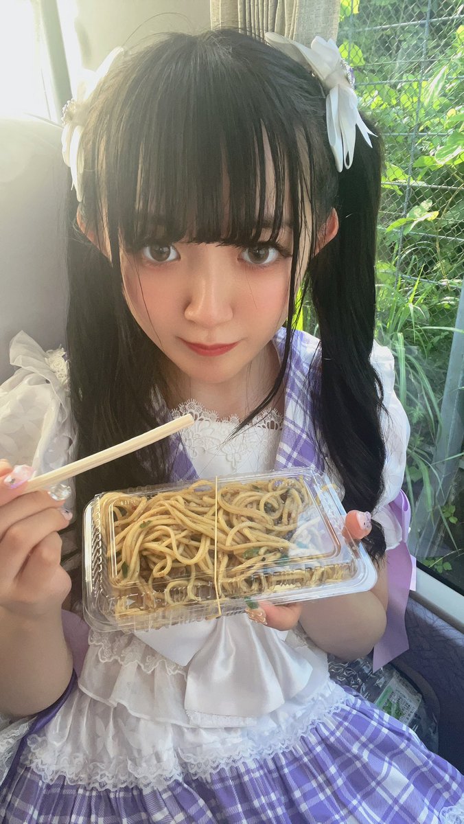 PuniMatatabi's tweet photo. ｻｲｺﾊﾟｽﾌﾟﾆ｢ｵｲｯ食べろ！一口で！食べろ！｣ https://t.co/z8Zg234nMg