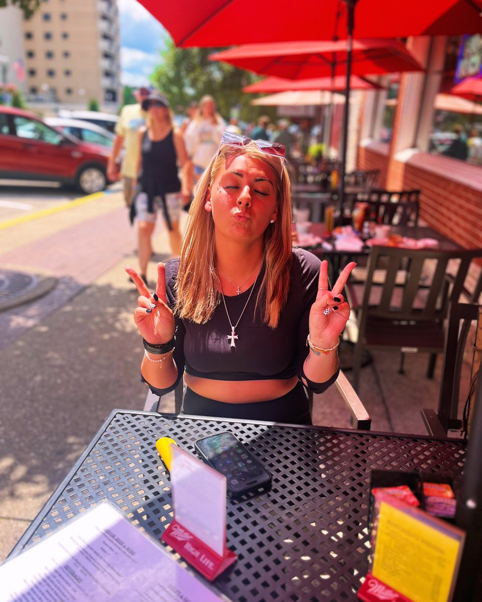 123Devyon's tweet image. It was my birthday a couple days ago… who wants to see naughty nasty stuff? 💦💦

onlyfans.com/brose20030