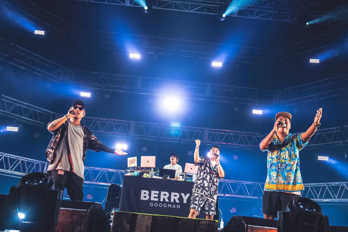 2024.7.20
OSAKA GIGANTIC MUSIC FESTIVAL 2024

今年も出演させていただきました🌞
ありがとうございました🙏🏻

毎年ジャイガでお会いする皆さんと今年もお会いできて良かったです🥺

来年もジャイガで会えますように✨

#ジャイガ
#ベリーグッドマン

🎧セットリスト🎧
open.spotify.com/playlist/76EHz…