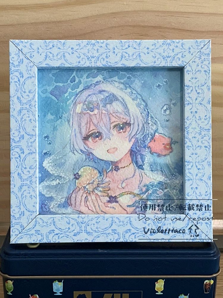 violetttaco's tweet photo. 【ヴィオレッタ生誕6周年記念】水彩ミニ原画 | JellyBeans
https://t.co/m82UjE4MXc
上記ページで日付が変わると共に購入可能となっています
白飛びしてない写真も撮ってきました！ご縁がありますように❣️ https://t.co/hV2cMoqmWk