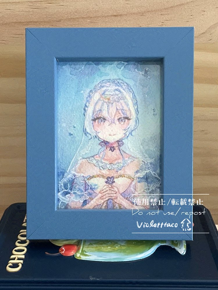 violetttaco's tweet photo. 【ヴィオレッタ生誕6周年記念】水彩ミニ原画 | JellyBeans
https://t.co/m82UjE4MXc
上記ページで日付が変わると共に購入可能となっています
白飛びしてない写真も撮ってきました！ご縁がありますように❣️ https://t.co/hV2cMoqmWk