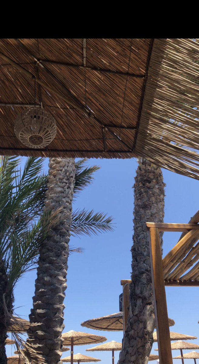 ___Cymon___'s tweet image. Out Out