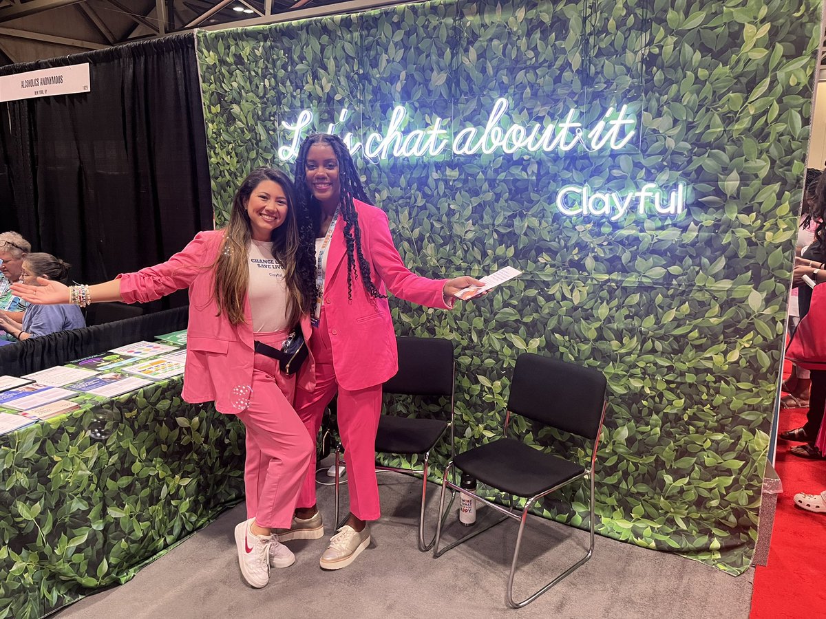 AngelaAverySC's tweet photo. The vendors were honestly one of the best parts of the conference! I connected with so many great mental health support organizations.
@BeingAGirlROX  @clayfulhealth #asca24 https://t.co/IxWI9k7OyU