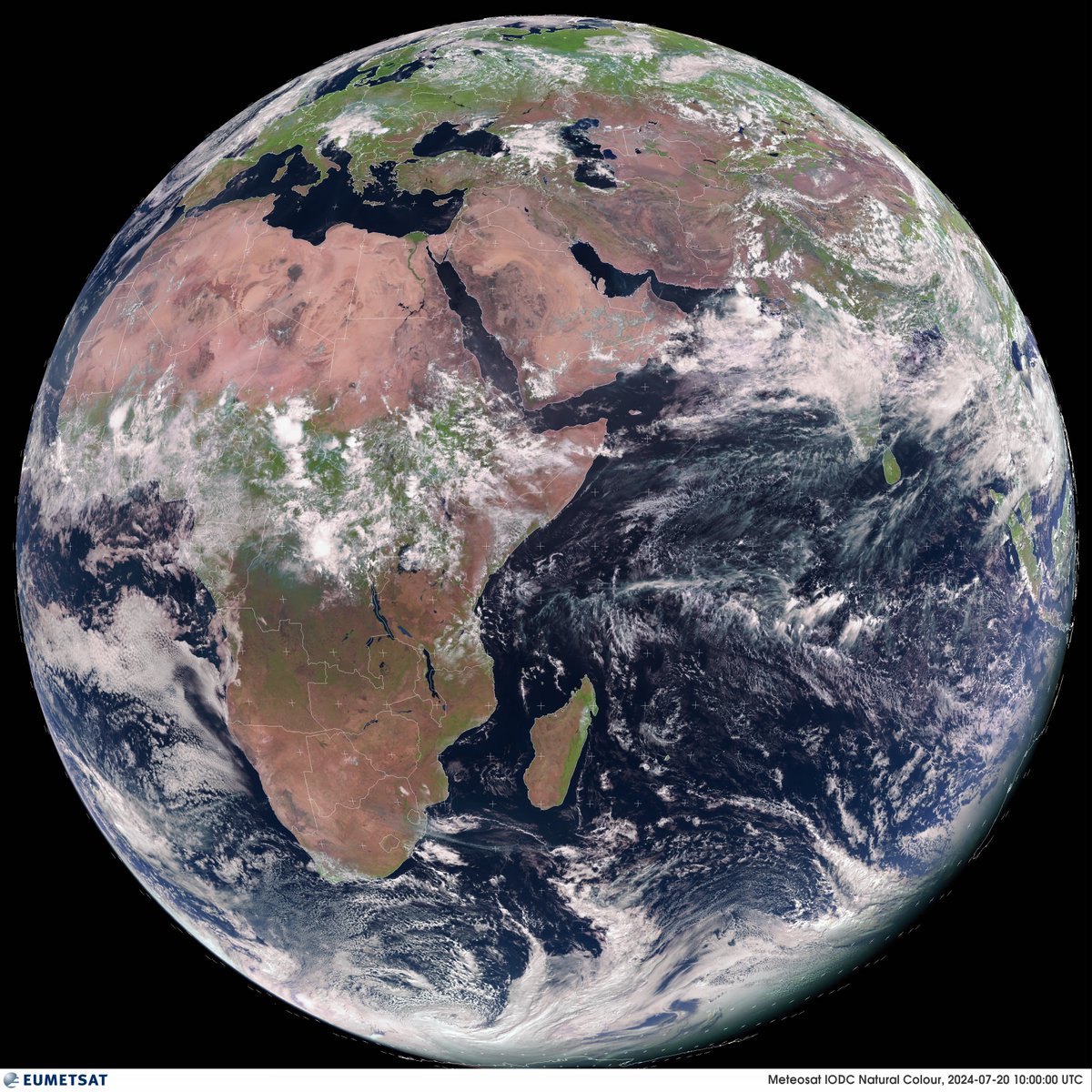 Earth Selfie Bot tweet media