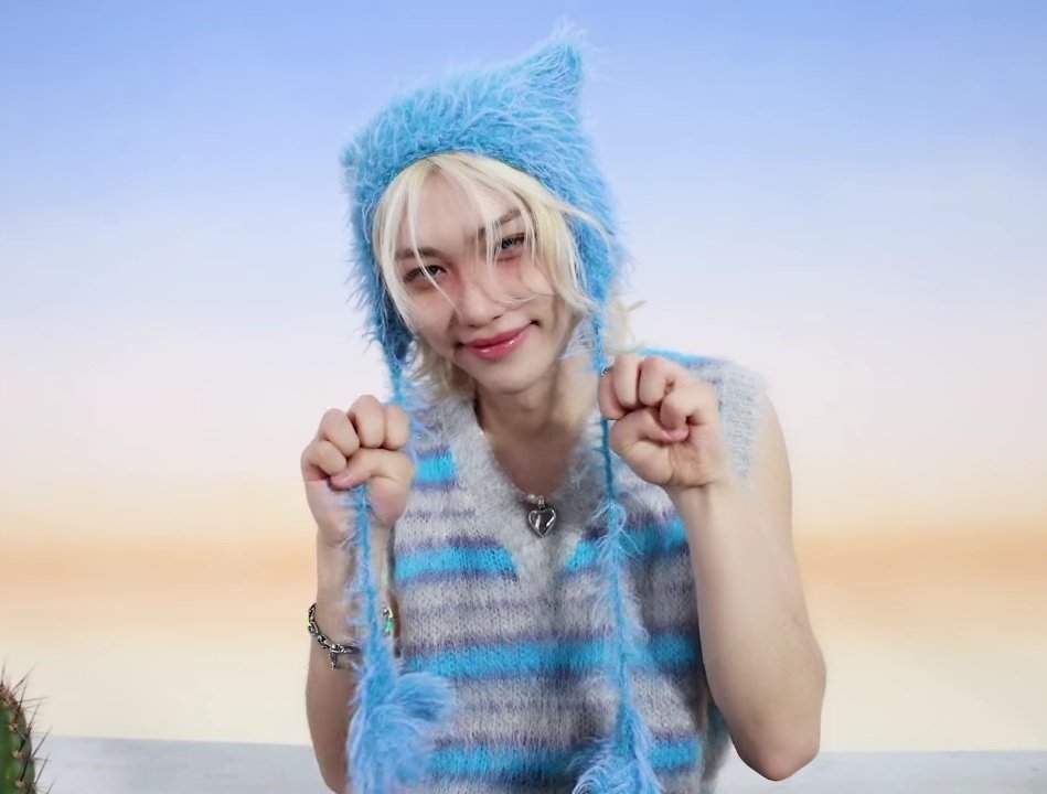 BBOKARILOOKS's tweet photo. the cutest and prettiest kitty💙 https://t.co/3iOBqP91f9