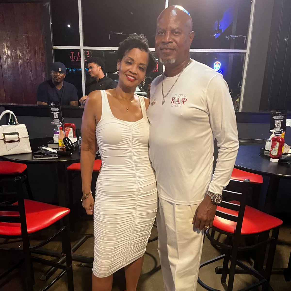 Yo! Another successful Third Friday evening of Brothahood at 4 Thirteen Sports Bar &amp; Grill.