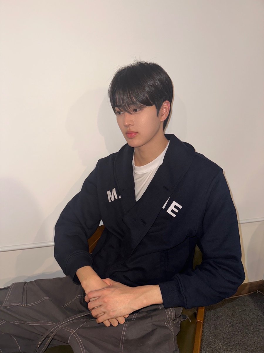 TPST_twt's tweet photo. [#은찬] 음료 4컷 https://t.co/1lAnWq8VAN