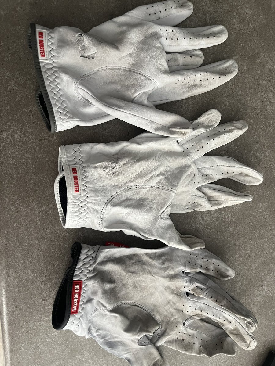InfamousCaCster's tweet photo. @redroostergolf Glove 1. Lasted 1 round before developing hole.  Glove 2. Removed after 4 holes because already tearing. Glove 3 however has been used for 4 rounds and no tears. I guess 1 out of 3 ain’t bad. #QualityControl https://t.co/isPZpX3oah