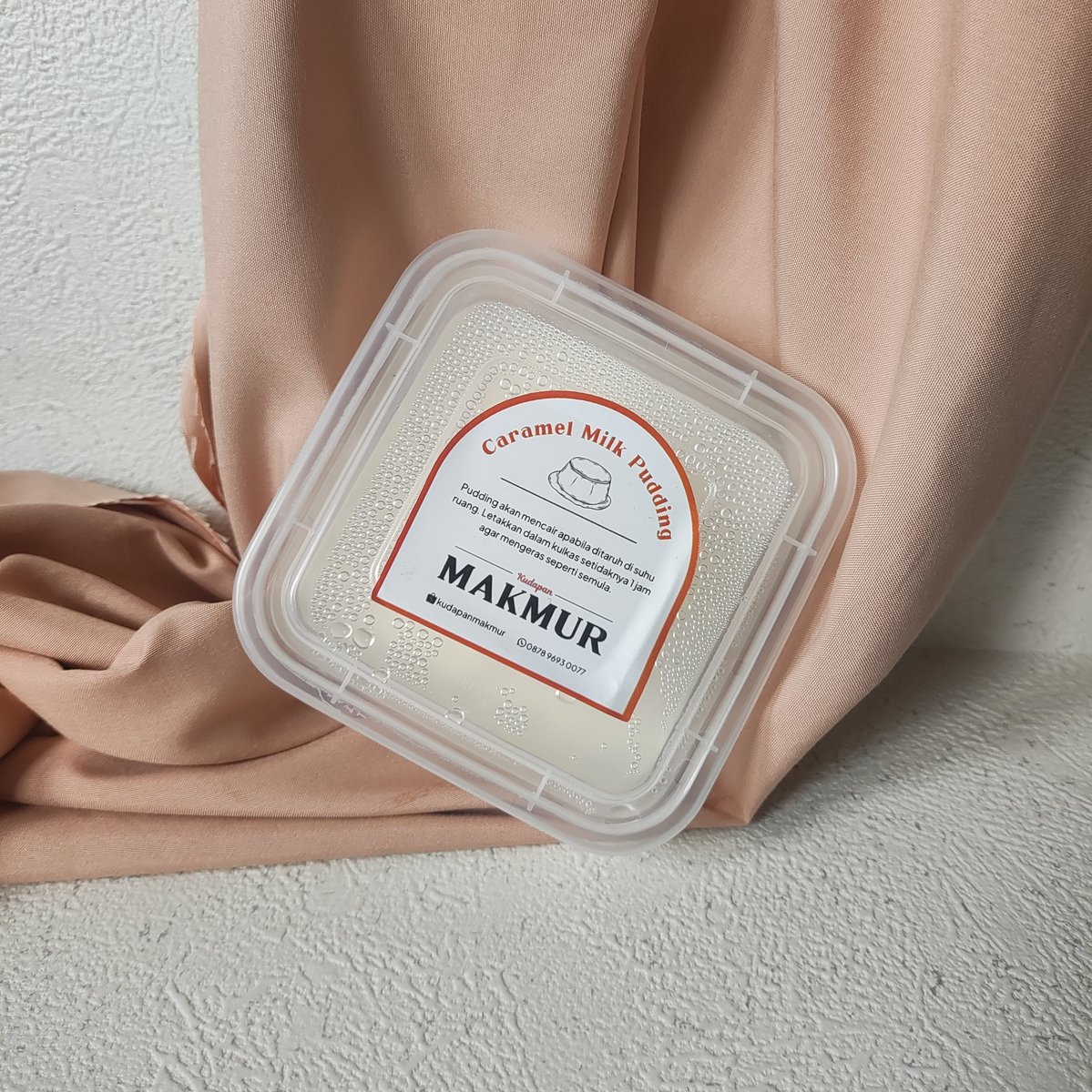 memejemen's tweet photo. Habis shoot buat jualankuu https://t.co/kNCp39j0xV :3 

Anyway purin yg creamy silky jiggly towew toweww ini lg diskon di syopii!!! https://t.co/4ESc6ajpNK