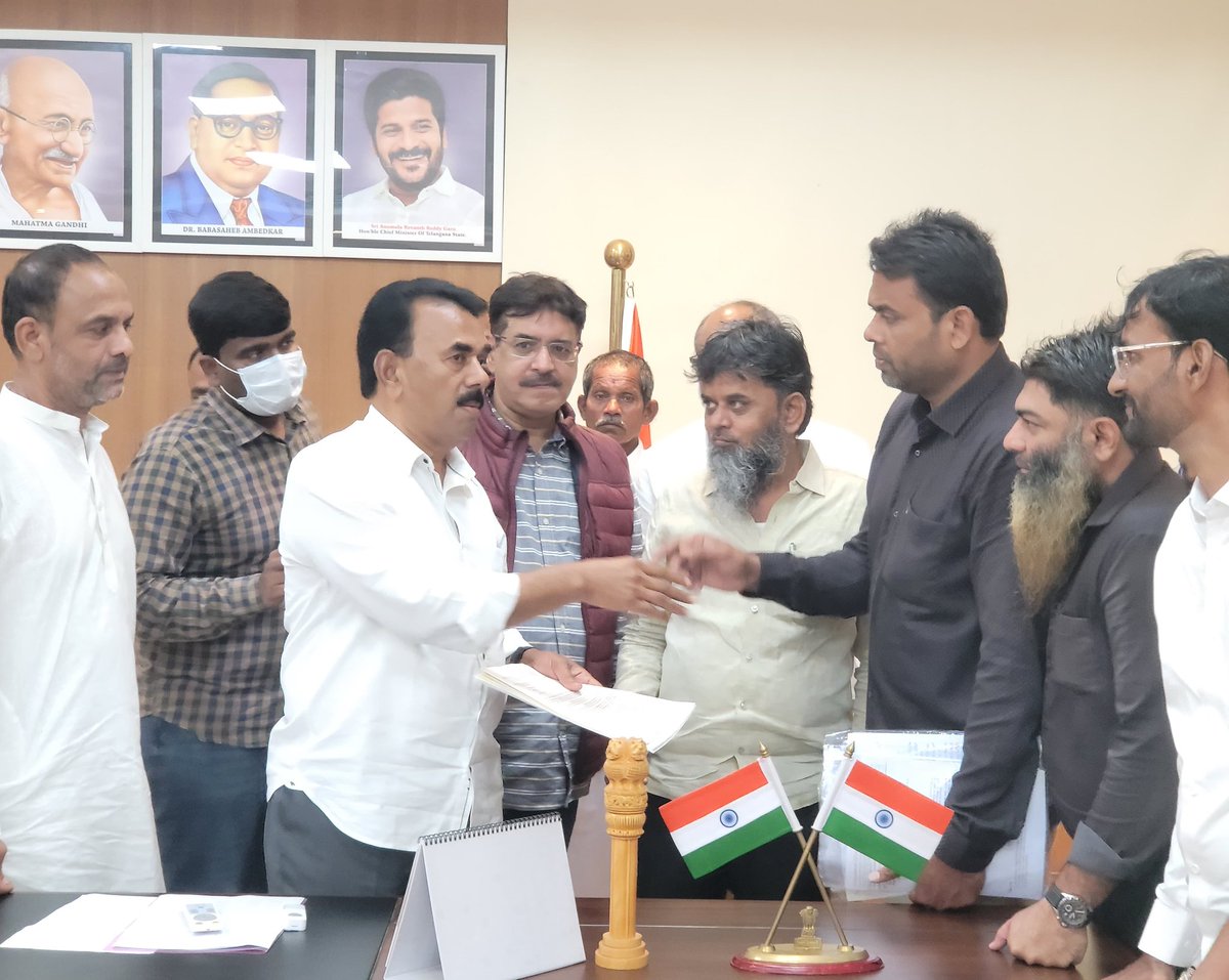 ArfaBahresh's tweet photo. (2/2) #Telangana_Hukumat ki janib se Nizamabad urban Ko development ke liye 10 Crore sanction hue #Nizamabad_Minority_Division's ko Development ke liye Ziyada se Ziyada fund sanction karne aur Line Estimate wa Proposal dete hue Numaindagi ki.. https://t.co/rv5YnYBdIo