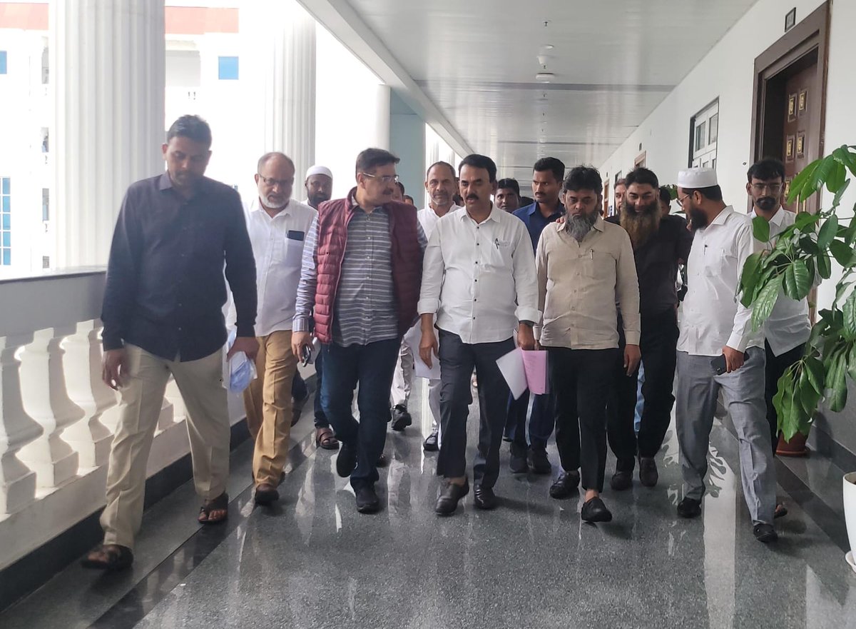 ArfaBahresh's tweet photo. (2/2) #Telangana_Hukumat ki janib se Nizamabad urban Ko development ke liye 10 Crore sanction hue #Nizamabad_Minority_Division's ko Development ke liye Ziyada se Ziyada fund sanction karne aur Line Estimate wa Proposal dete hue Numaindagi ki.. https://t.co/rv5YnYBdIo