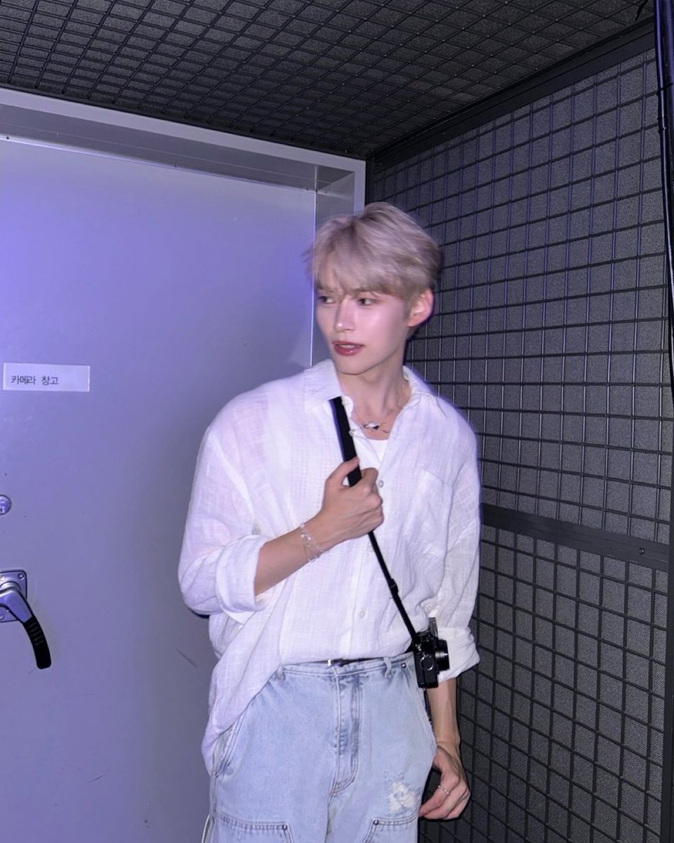 ZB1POLAND's tweet photo. #ZEROBASEONE #ZB1 
#제로배이스원 #제베원 https://t.co/GCAmA66bRm