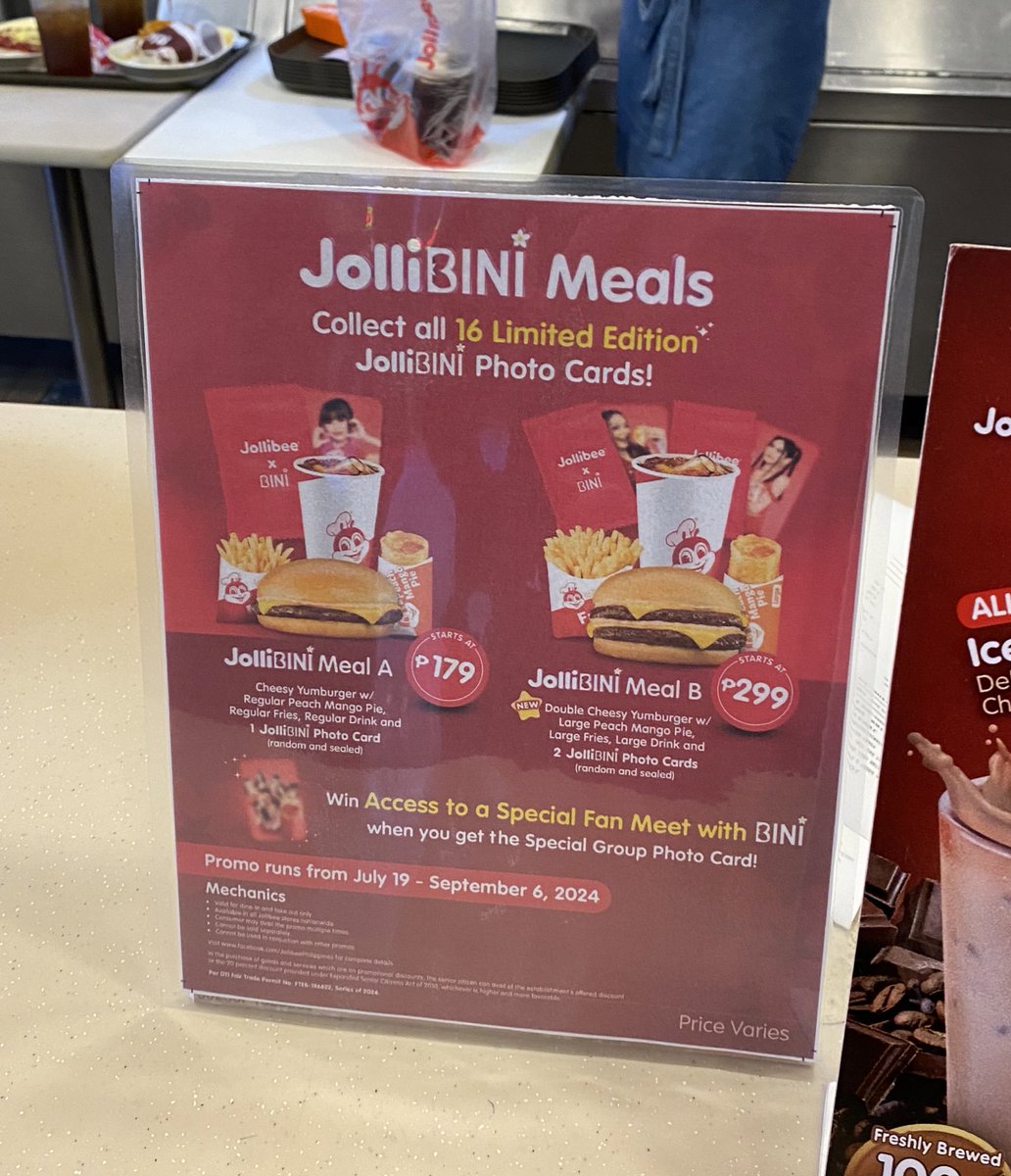 _xtnfc63's tweet photo. tarlaqueño blooms! as of today, the only jollibee store in tarlac that has the jollibini meals is jollibee magic star. meron rin sa jollibee f. tañedo, but apparently, they’ve already depleted their pc stocks for this week. (1/2) https://t.co/V8jfToy3QE